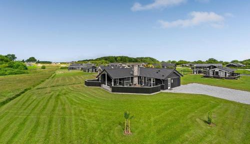 Four-Bedroom Holiday Home