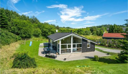 Four-Bedroom Holiday Home