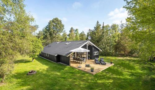 Four-Bedroom Holiday Home