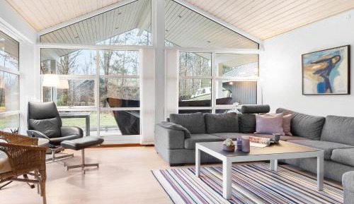 Four-Bedroom Holiday Home
