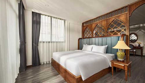 Premio Suite with Balcony