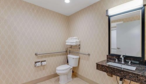 Double Suite with Two Double Beds - Non-Smoking