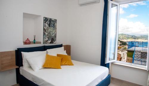 Deluxe Double Room with Sea View
