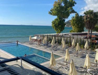Triple Room with Sea View