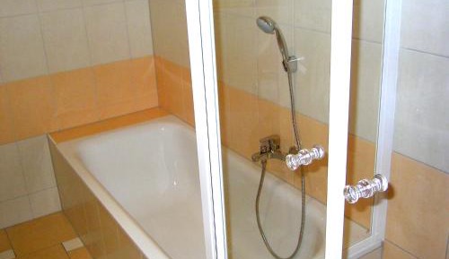 Two-Bedroom Apartment with Balcony "Sonnenwinkel"