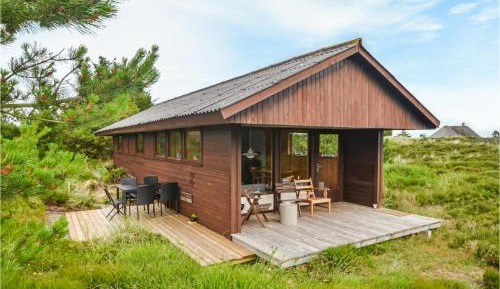 Three-Bedroom Holiday Home 