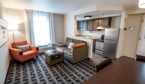2 Bedroom 2 Room suite