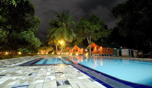 Triple Room with Pool View