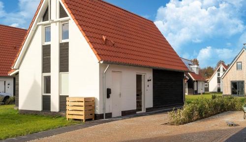 Four-Bedroom Holiday Home