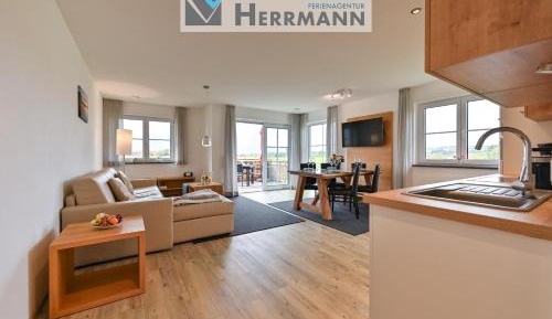 Apartment with Mountain View