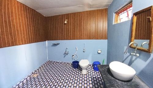 Queen Room with Balcony