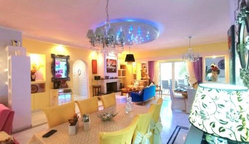 Three-Bedroom Holiday Home 