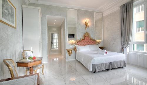Deluxe Double or Twin Room with Sea View