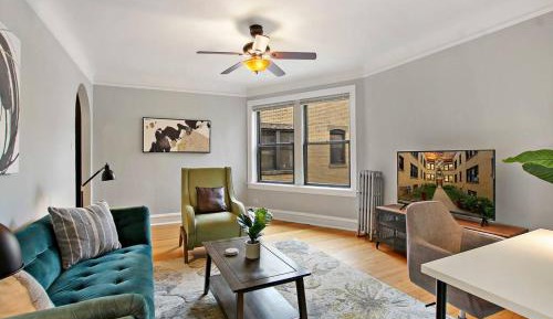 One-Bedroom Apartment