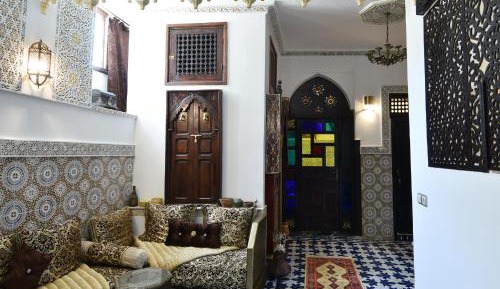 Single Room with Private Bathroom