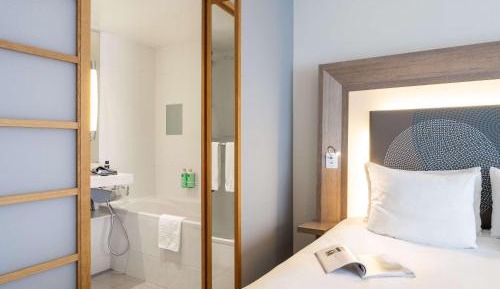 Superior Room with One Double Bed + 1 Sofa Bed