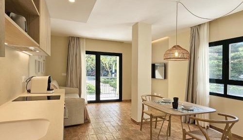 Studio with Balcony