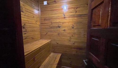 One-Bedroom Chalet