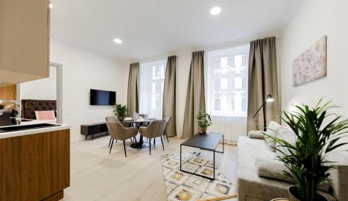 Superior One-Bedroom Apartment