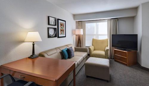 One-Bedroom Suite