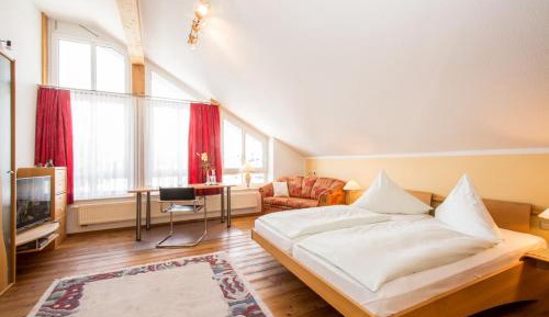 Large Double Room
