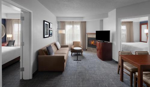 Two-Bedroom Suite with Sofa Bed