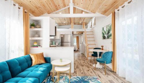 One-Bedroom Bungalow