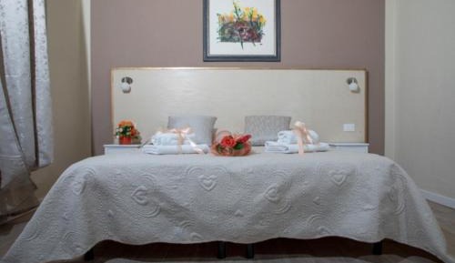 Double or Twin Room with Private Bathroom