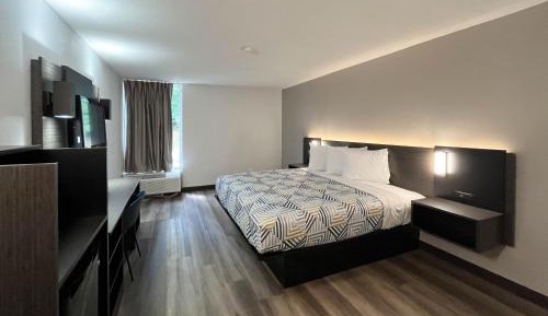 King Room - Non-Smoking