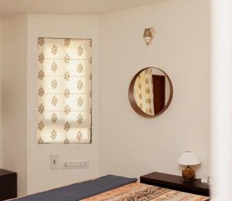 Deluxe Double Room (2 Adults + 1 Child)