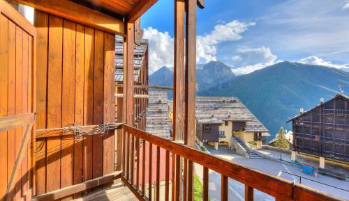Apartment with Balcony