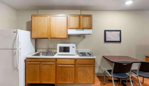 Standard Double Room - Non-Smoking