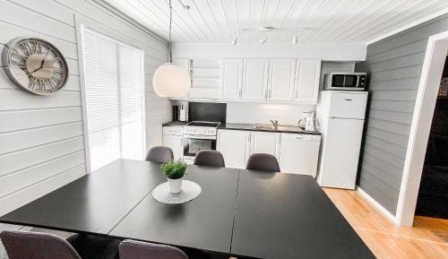 Apartment with Lake View