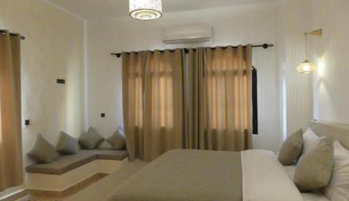 Deluxe Double Room with Shower