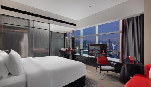 Queen Room with River View