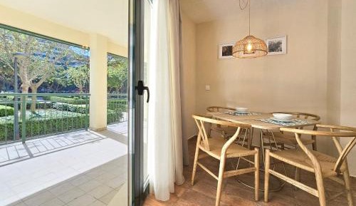 Studio with Balcony