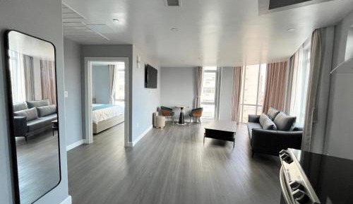 Suite with City View