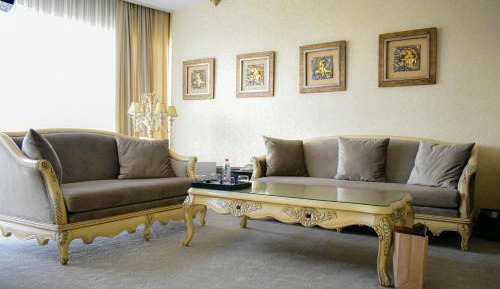 King Suite with Spa Bath