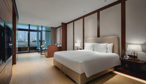 Executive Double Room with Lake View