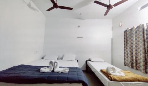 Triple Room with Bathroom