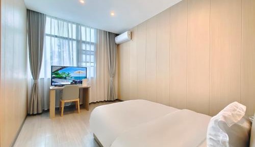 Deluxe Single Room