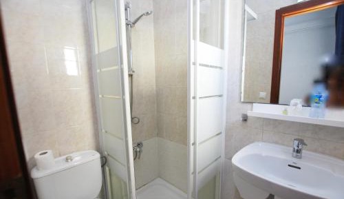 Single Room with Private Bathroom