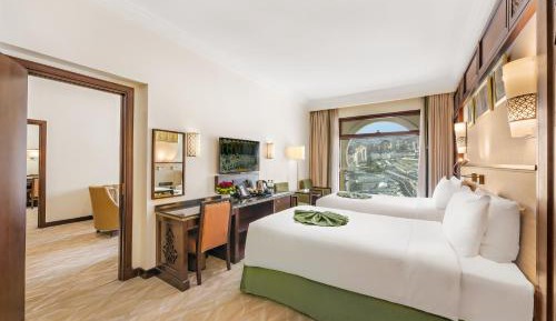 Executive Suite City view