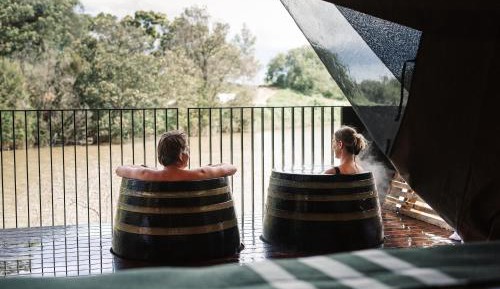 Lagoon Glamping
