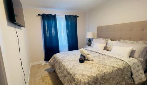 Three-Bedroom Townhouse