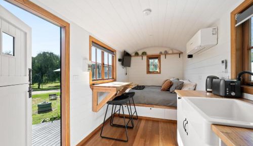 Family Shepherd's Hut