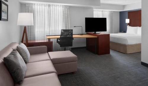 Queen Studio with Sofa Bed