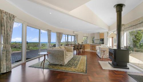 Four-Bedroom Holiday Home