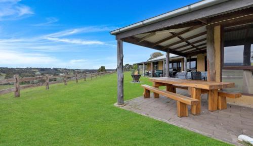 Six-Bedroom Holiday Home