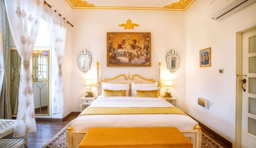 Superior Queen Room